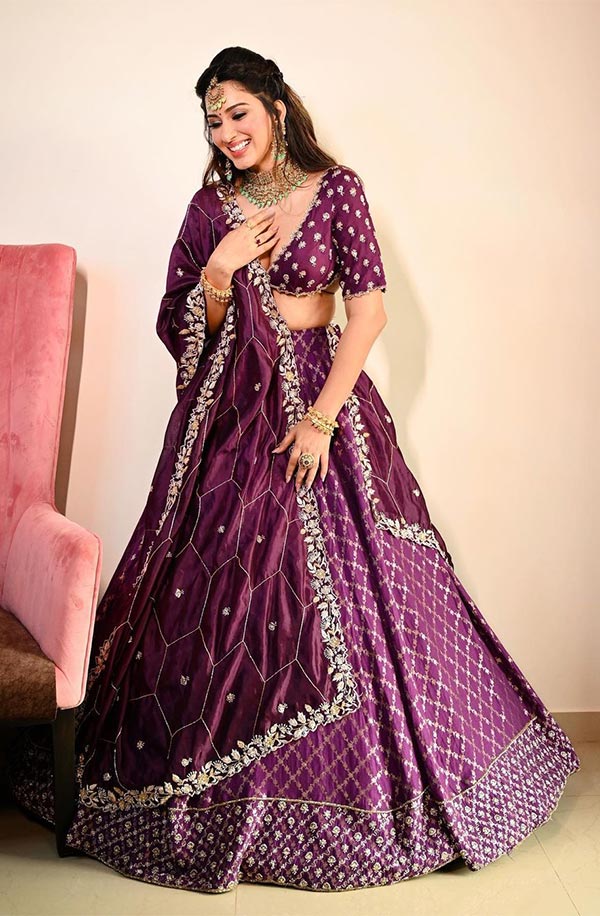 Esshanya Maheshwari Hot Photos in cleavage-baring purple Indian outfit 10 Eshanya Maheshwari