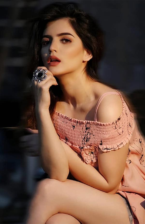 50+ Sarika Raghwa Hot Photos- TV & Ullu App Actress 66 sarika raghwa sexy legs hot actress virgin boys ullu 48