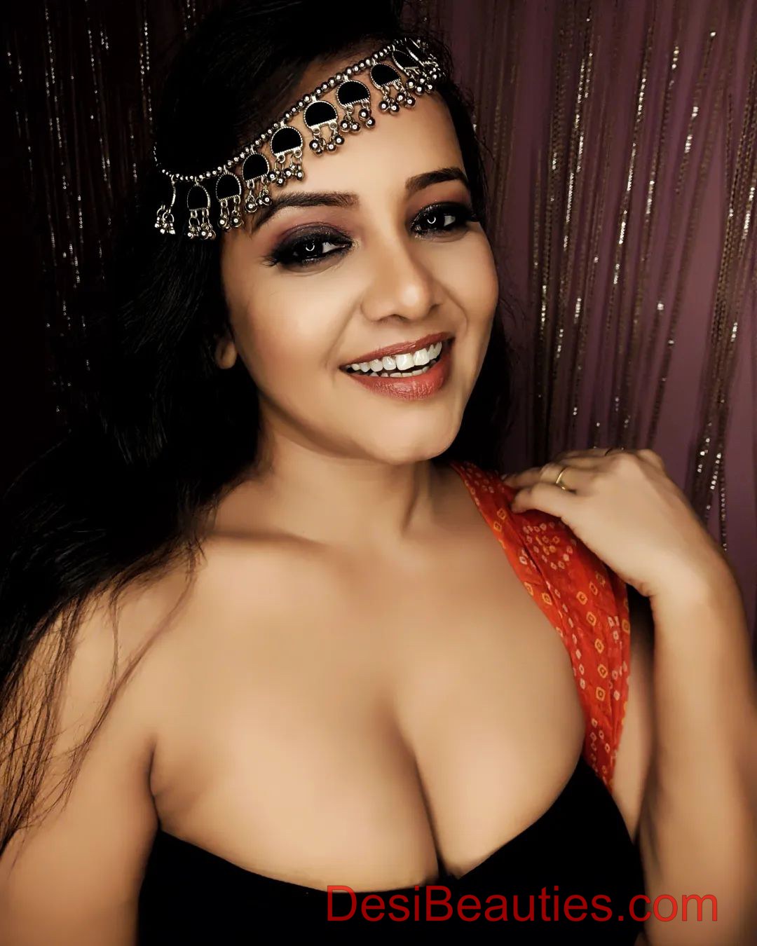 Palang Tod Ullu App Actress Priya Gamre Hot Photos in Black Bra 14 ullu app actress