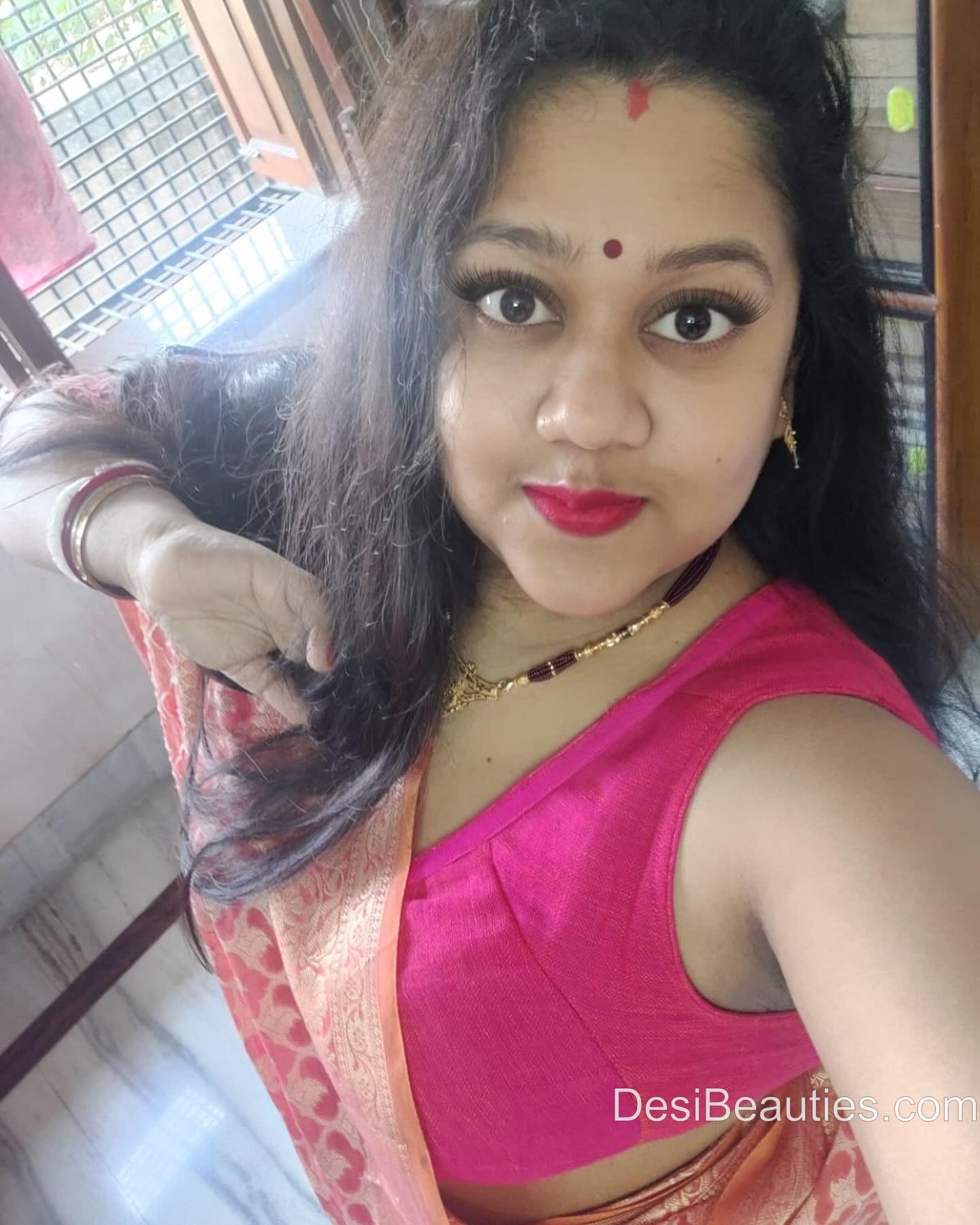 50+ Hot Bengali Girls, Models, Beautiful Sexy Photos 20 Hot Bengali Girls 09