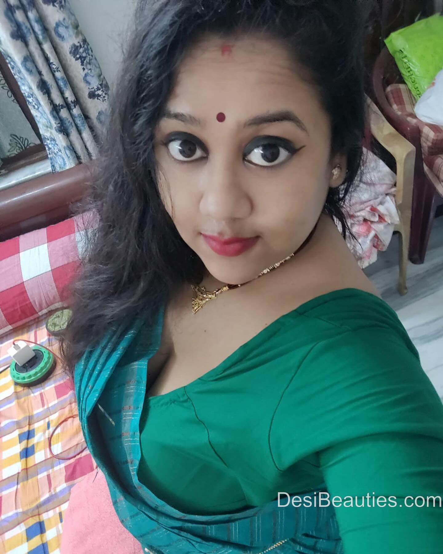 50+ Hot Bengali Girls, Models, Beautiful Sexy Photos 12 Hot Bengali Girls 16