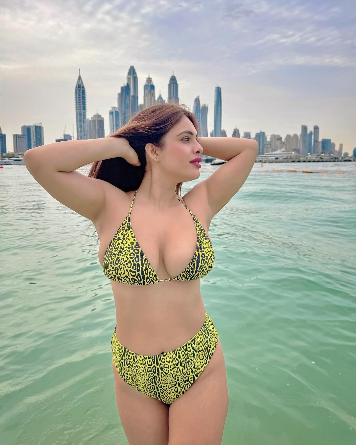 Desi Model Neha Malik Hot Bikini Photos at Dubai Beaches 20 neha malik in bikini 06