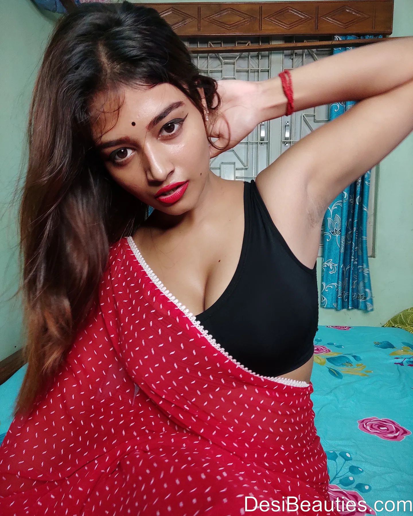 Instagram Hottie Desi Girl Oriya Sarkar Sexy Photos 15 desi girl