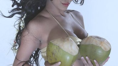 poonam pandey very hot with two coconuts
