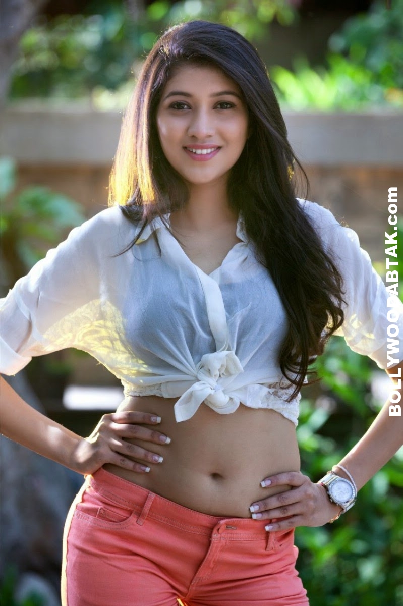 Akhila-Kishore-Sexy-Photoshoot-Stills-1