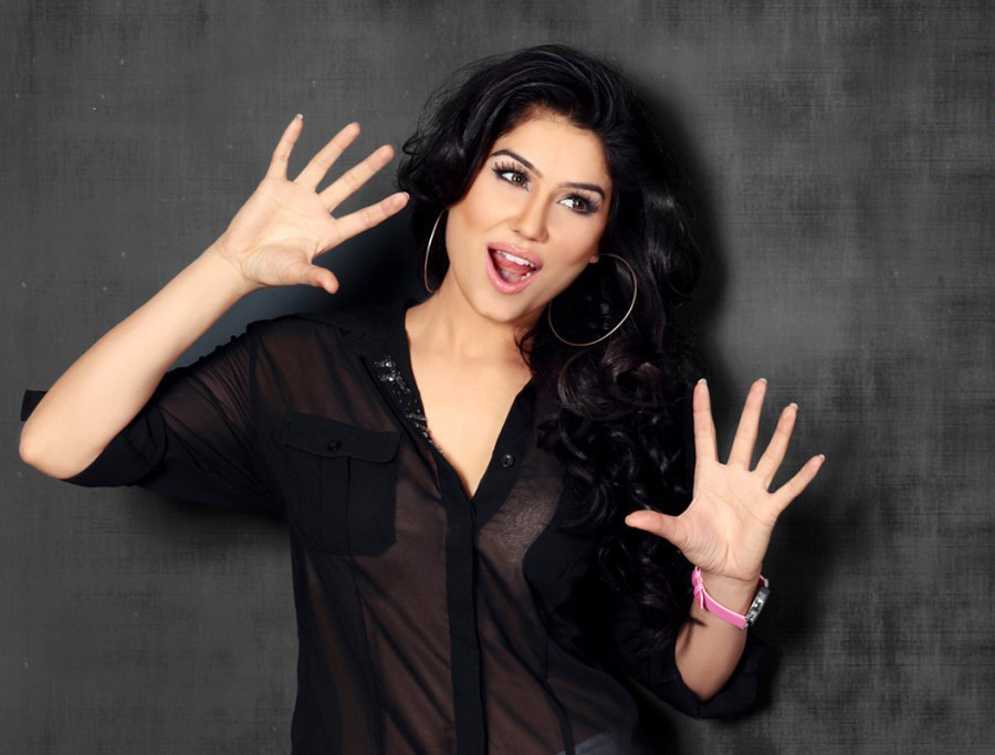 Indian Model, Actress Kangna Sharma Hot Sexy Look Photos, Wallpaper 10 Kangna Sharma hot sexy look