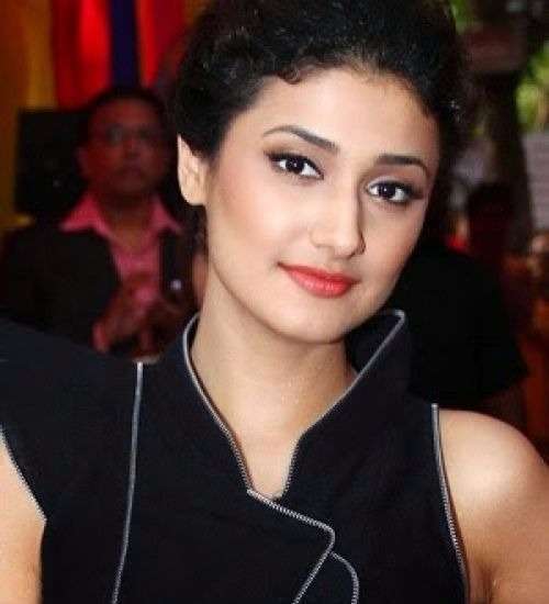 Ragini Khanna Hot HD Wallpapers 7