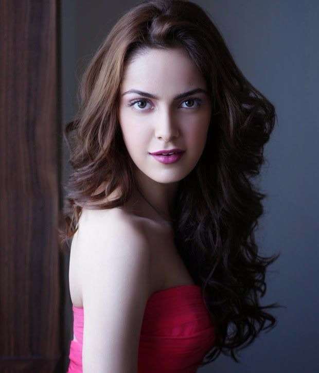 Shazahn Padamsee Hot and Cute Bi 14