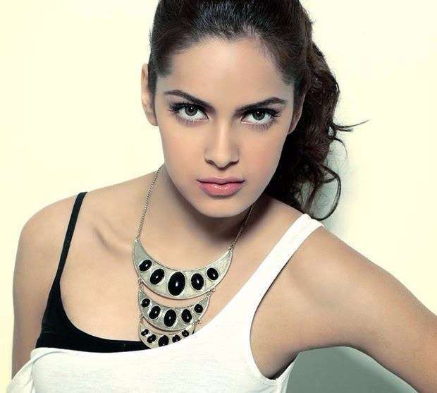 Shazahn Padamsee Hot and Cute Bi 16