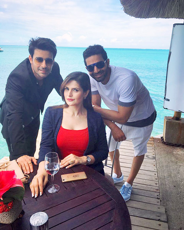 aksar 2 Zarine Khan