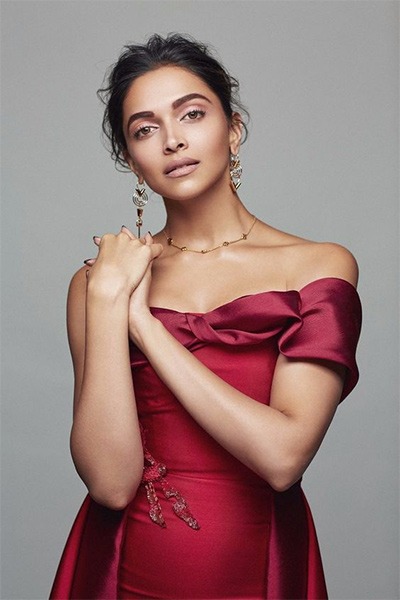 deepika padukone in red dress