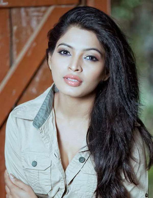 sanchita shetty hot photos 15