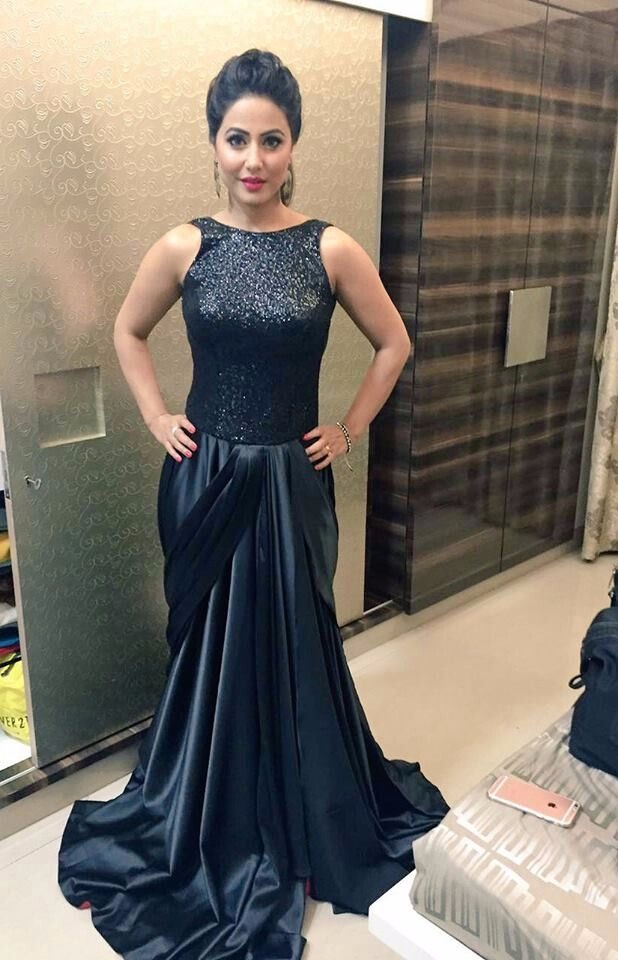 Hina Khan sexy dress