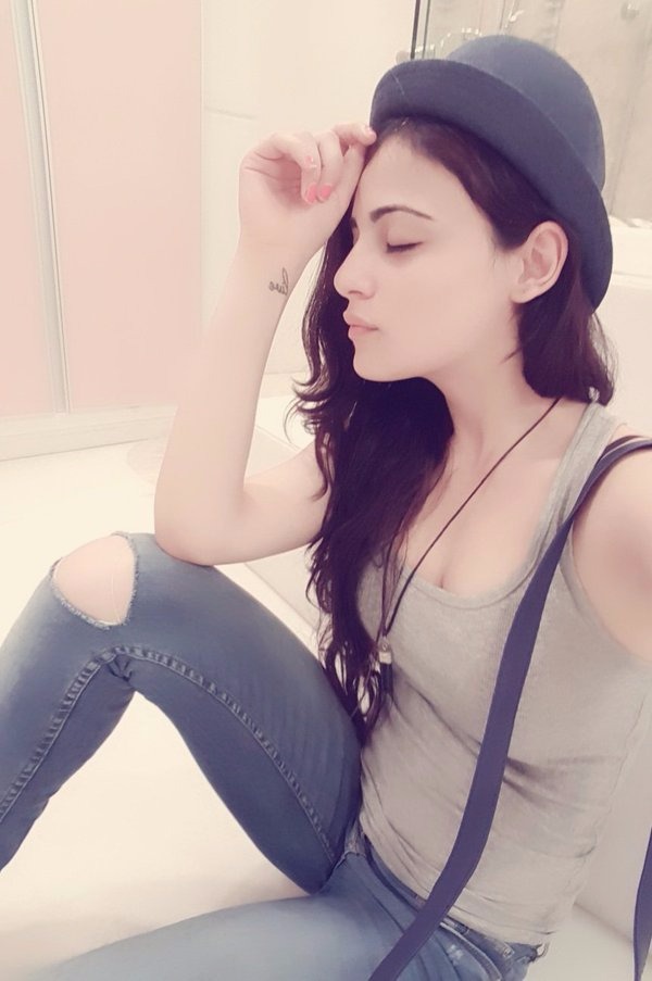 Radhika Madan hot clevage