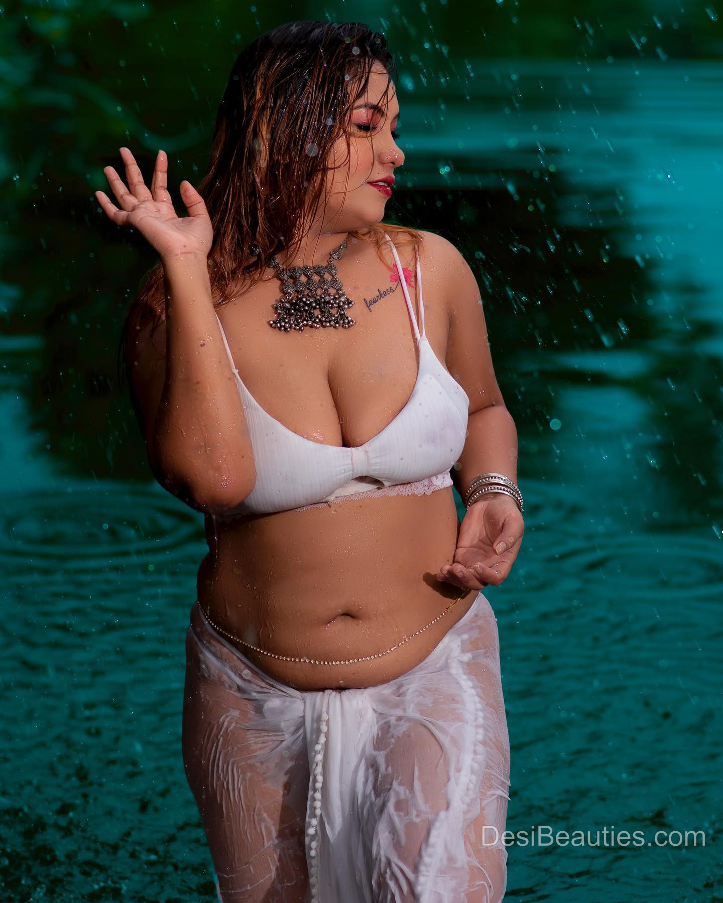 Indian Desi Model Hot Photo Wearing White Closeup Images 12 Indian Desi Model Hot Photo 03