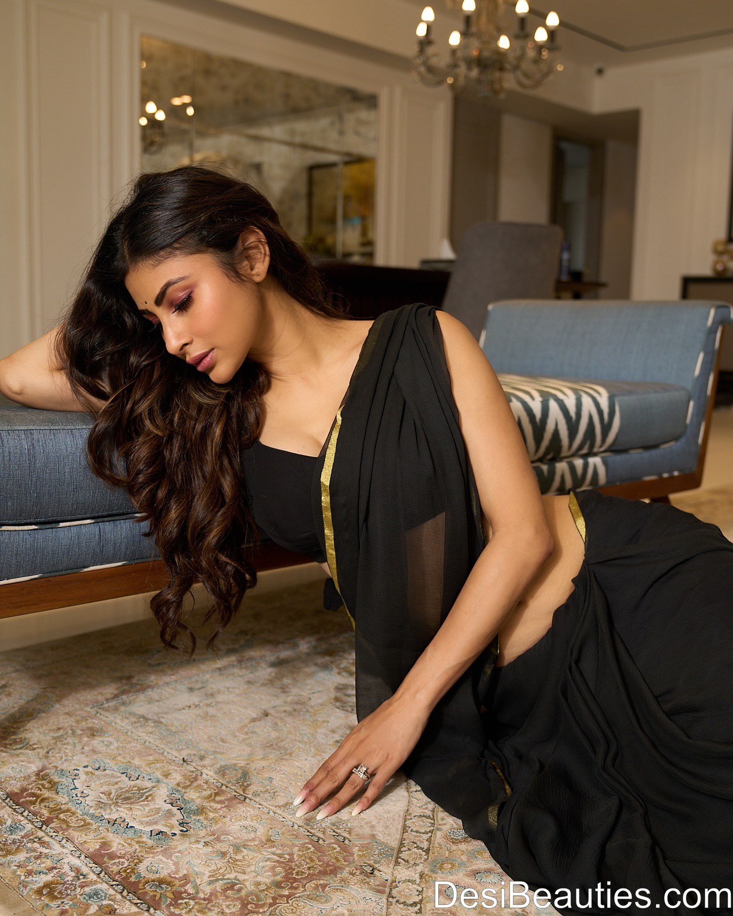 Mouni Roy in Black 01