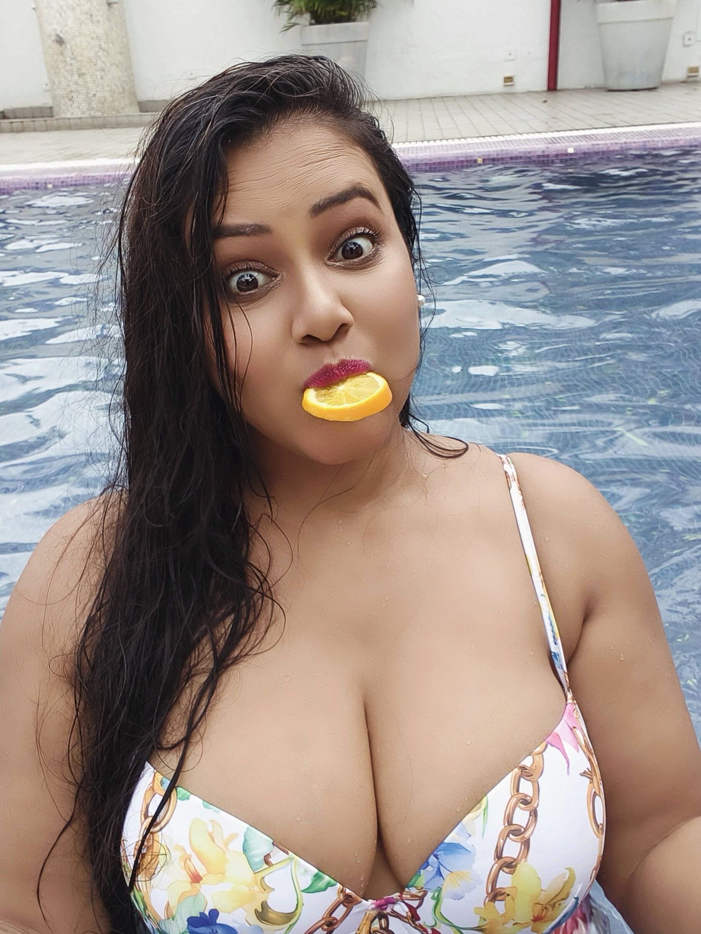 Bold Web Series Actress Priya Gamre Shared Bold Photos on Instagram 13 gamreepriya 521199655 17970039623920110 252644641458538522 n